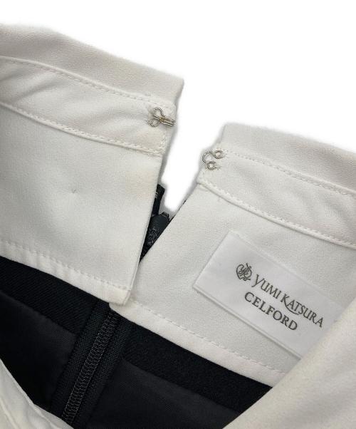 YUMI KATSURA（ユミカツラ）YUMI KATSURA (ユミカツラ) CELFORD (セルフォード) ローズユミカラーAラインワンピース ブラック サイズ:36の古着・服飾アイテム