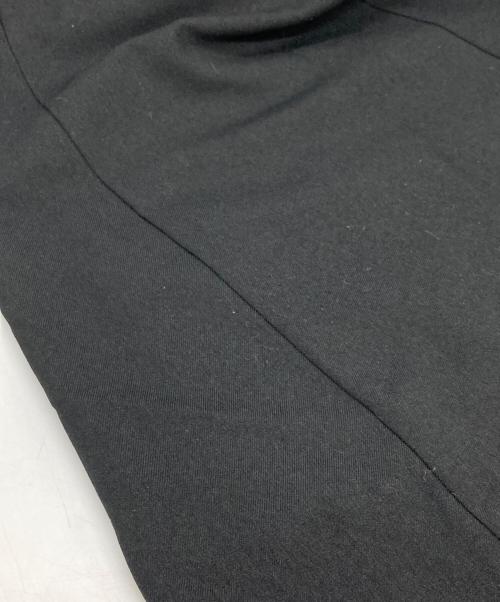 YUMI KATSURA（ユミカツラ）YUMI KATSURA (ユミカツラ) CELFORD (セルフォード) ローズユミカラーAラインワンピース ブラック サイズ:36の古着・服飾アイテム