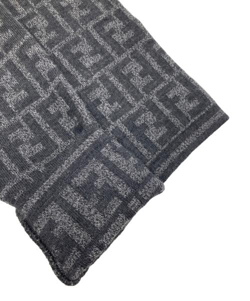FENDI（フェンディ）FENDI (フェンディ) ズッカ柄襟付きカーディガン グレー サイズ:46の古着・服飾アイテム