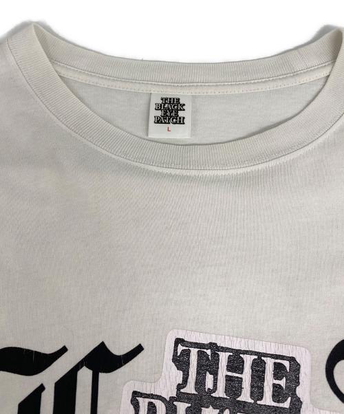 THE BLACK EYE PATCH（ブラックアイパッチ）THE BLACK EYE PATCH (ブラックアイパッチ) Fake Ass Flowers (フェイク アス フラワーズ) FBF LOGO TEE ホワイト サイズ:Ｌの古着・服飾アイテム