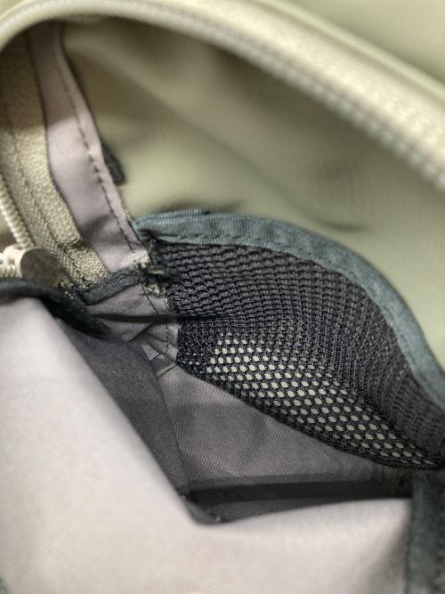 CIE（シー）CIE (シー) GRID3 SHOULDER BAG オリーブ サイズ:-の古着・服飾アイテム