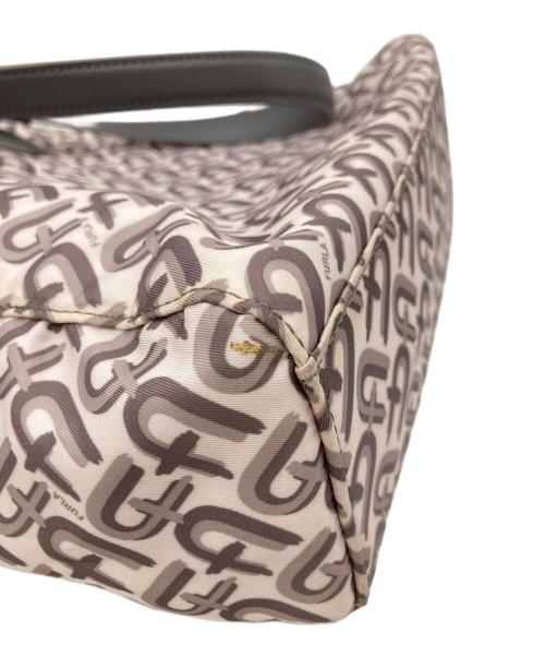 FURLA（フルラ）FURLA (フルラ) ヴィットリア アーチロゴトートバッグ ベージュの古着・服飾アイテム