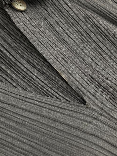 PLEATS PLEASE（プリーツプリーズ）PLEATS PLEASE (プリーツプリーズ) プリーツプルオーバーブラウス グレー サイズ:3の古着・服飾アイテム