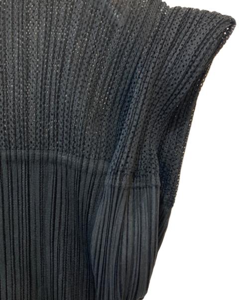 PLEATS PLEASE（プリーツプリーズ）PLEATS PLEASE (プリーツプリーズ) 半袖プリーツカットソー ブラック サイズ:3の古着・服飾アイテム
