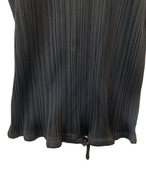 PLEATS PLEASE（プリーツプリーズ）PLEATS PLEASE (プリーツプリーズ) 半袖プリーツカットソー ブラック サイズ:3の古着・服飾アイテム
