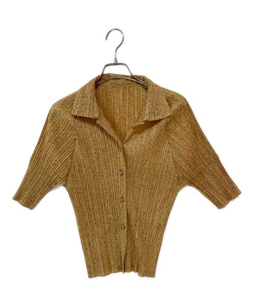PLEATS PLEASE（プリーツプリーズ）PLEATS PLEASE (プリーツプリーズ) 半袖プリーツシャツ ベージュ サイズ:4の古着・服飾アイテム