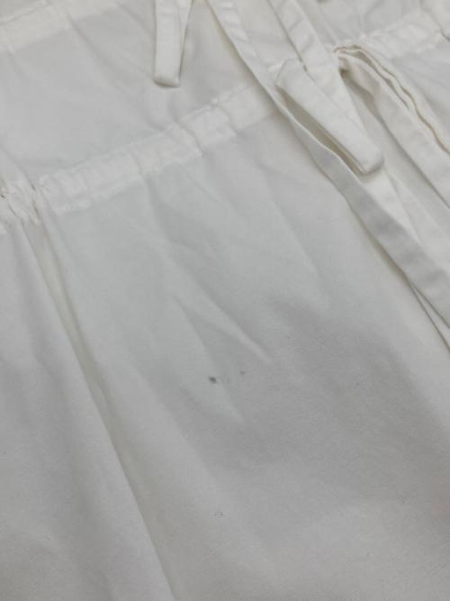 YORI（ヨリ）YORI (ヨリ) バンドカラー プルオーバー ブラウス ホワイト サイズ:36の古着・服飾アイテム