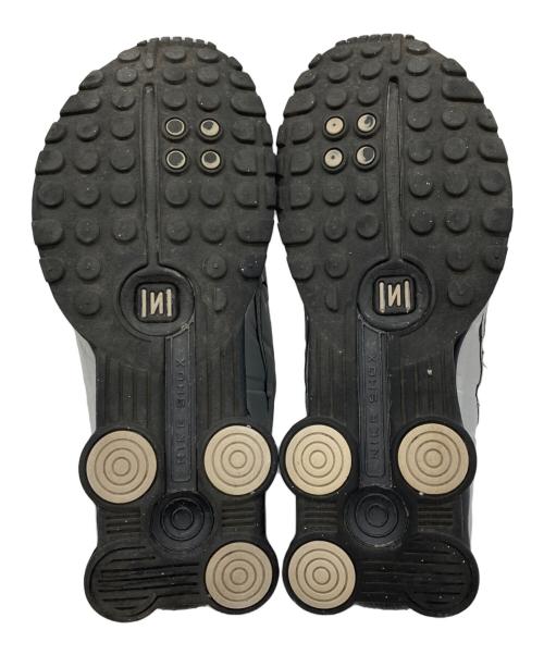 NIKE（ナイキ）NIKE (ナイキ) SHOX R4 ローカットスニーカー BLACK/BLACK-METALIC  サイズ:US9の古着・服飾アイテム