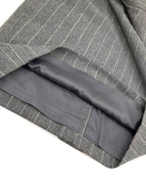 Yves Saint Laurent（イヴサンローラン）Yves Saint Laurent (イヴサンローラン) ウール スカートスーツ グレー サイズ:38の古着・服飾アイテム