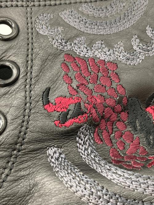 GUCCI（グッチ）GUCCI (グッチ) トムフォード期 ドラゴン 刺繍 ハイカットスニーカー ブラック サイズ:40 1/2の古着・服飾アイテム