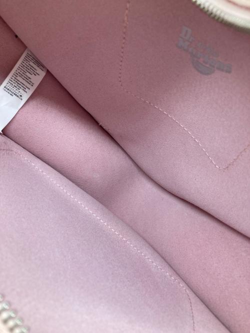 Dr.Martens（ドクターマーチン）Dr.Martens (ドクターマーチン) ハート型バッグ パウダーピンク（数量限定カラー） サイズ:-の古着・服飾アイテム