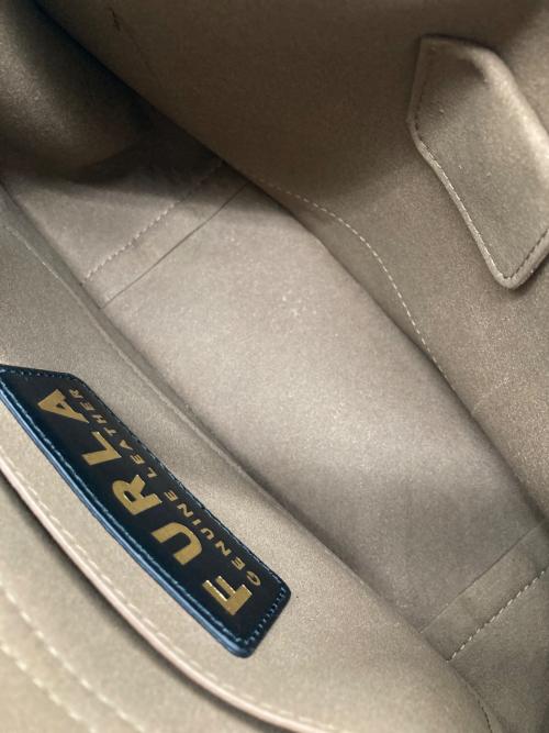 FURLA（フルラ）FURLA (フルラ) Flow フロー ミニ トップハンドル バッグ ベージュ サイズ:-の古着・服飾アイテム