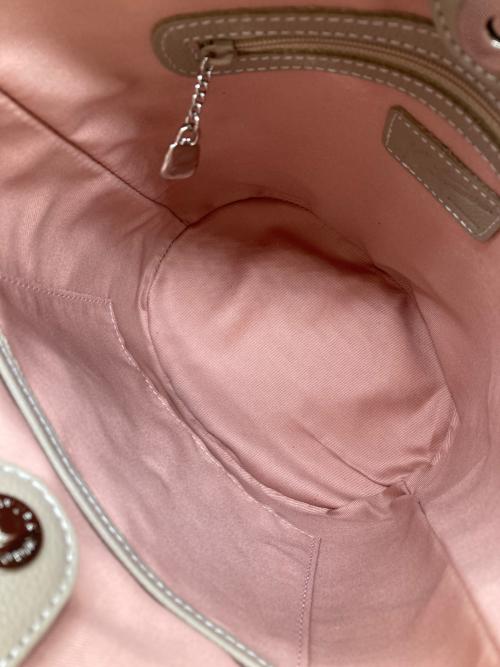 KITAMURA（キタムラ）KITAMURA (キタムラ) 型押しシュリンク ハンドバッグ ベージュ サイズ:-の古着・服飾アイテム