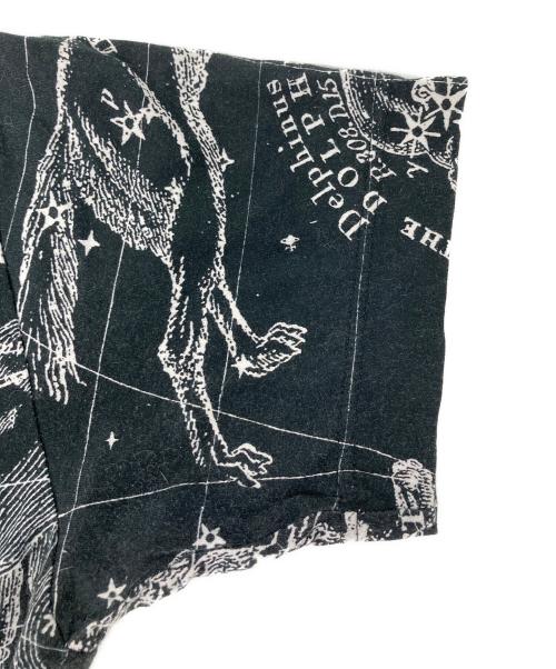 Vivienne Westwood man（ヴィヴィアン ウェストウッド マン）Vivienne Westwood man (ヴィヴィアン ウェストウッド マン) 星座プリントTシャツ ブラック サイズ:44の古着・服飾アイテム