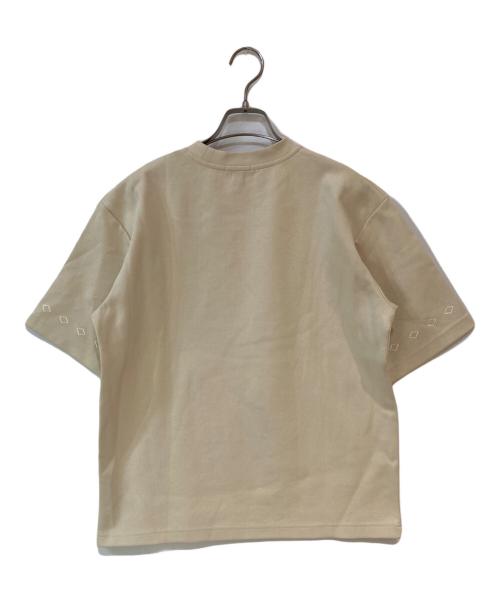 GUNIA（グニア）GUNIA (グニア) MALVA Tシャツ ベージュ サイズ:Ｓ 未使用品の古着・服飾アイテム