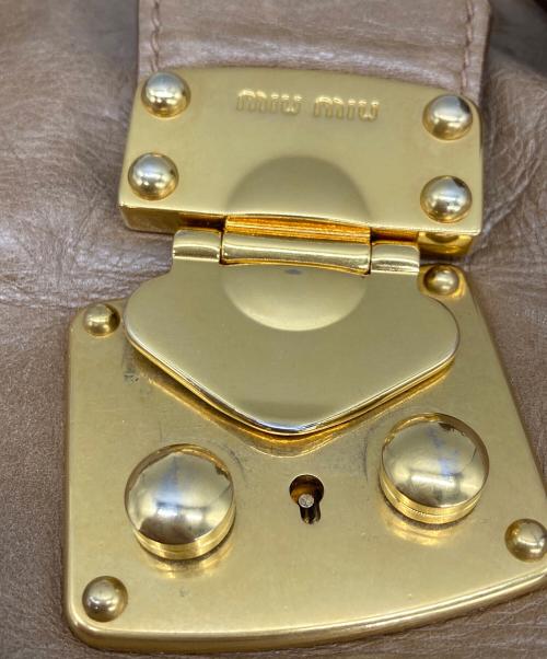 MIU MIU（ミュウミュウ）Mughetto Pink Vitello Lux Leather Bow Small Top Handle Bag/ムゲット ピンク ヴィテッロ ラックス レザー ボウ スモール トップハンドルバッグ サイドリボン2WAYバッグの古着・服飾アイテム