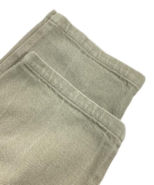 COMFORTABLE REASON（コンフォータブルリーズン）COMFORTABLE REASON (コンフォータブルリーズン) ADE DENIM SLACKS（ デニムスラックス） ベージュ サイズ:FREEの古着・服飾アイテム