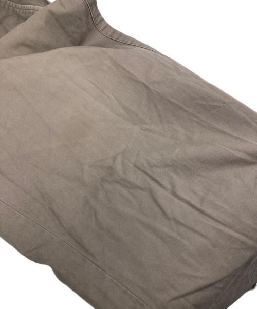 ISSEY MIYAKE MEN（イッセイミヤケメン）ISSEY MIYAKE MEN (イッセイミヤケメン) イージーパンツ ベージュ サイズ:3の古着・服飾アイテム