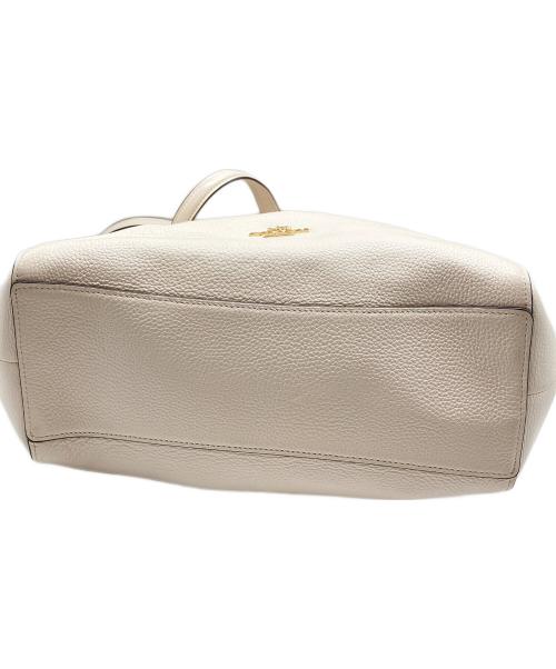 COACH（コーチ）COACH (コーチ) ペブルレザー ハリー ロゴ ショルダー バッグ ホワイト サイズ:なしの古着・服飾アイテム