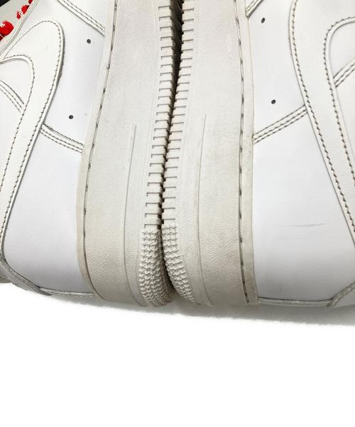 NIKE（ナイキ）NIKE (ナイキ) SUPREME (シュプリーム) AIR FORCE 1 LOW/エアフォースワンローSUPREME ローカットスニーカー WHITE/WHITE サイズ:２７㎝の古着・服飾アイテム