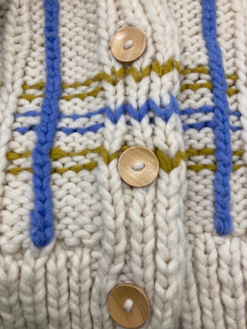 Cara BY KATRIN TOKYO（カーラバイカトリントーキョー）Cara by Katrin TOKYO (カーラバイカトリントーキョー) handmade check knit cardigan アイボリー サイズ:CARAの古着・服飾アイテム