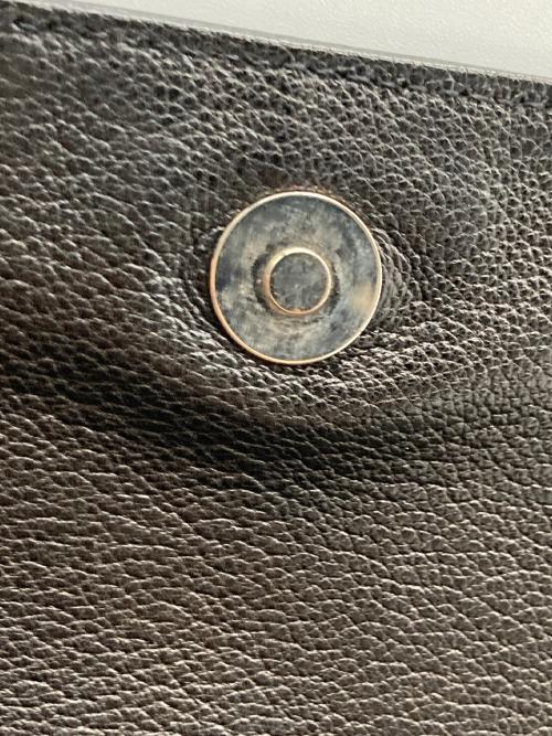 LOEWE（ロエベ）LOEWE (ロエベ) アナグラムスタッズロゴワンショルダーバッグ ブラック サイズ:なしの古着・服飾アイテム