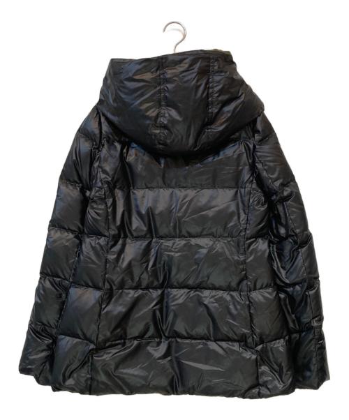 BURBERRY BLUE LABEL（バーバリー ブルー レーベル）BURBERRY BLUE LABEL (バーバリーロンドンブルーレーベル) リバーシブルダウンジャケット ブラック サイズ:38の古着・服飾アイテム