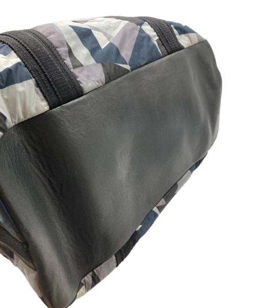 JIMMY CHOO（ジミーチュウ）JIMMY CHOO (ジミーチュウ) バルフォア アンソラシート カモフラージュプリント ナイロン 2WAYバッグ ブラック×グレー サイズ:なしの古着・服飾アイテム