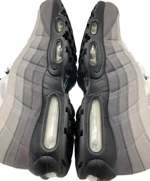 NIKE（ナイキ）NIKE (ナイキ) AIR MAX 95 OG ローカットスニーカー グレー×ホワイト サイズ:28.5㎝の古着・服飾アイテム