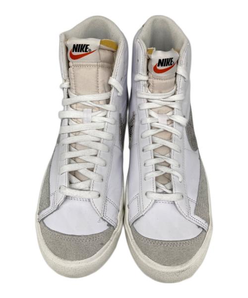 NIKE（ナイキ）NIKE (ナイキ) BLAZER MID 77 VINTAGE ハイカットスニーカー WHITE/SAIL サイズ:28.5の古着・服飾アイテム