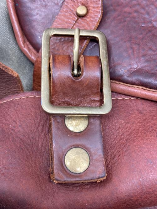 SEIL MARSCHALL（セイルマーシャル）SEIL MARSCHALL (セイルマーシャル) キャンバスレザーショルダーバッグ ブラウン サイズ:なしの古着・服飾アイテム