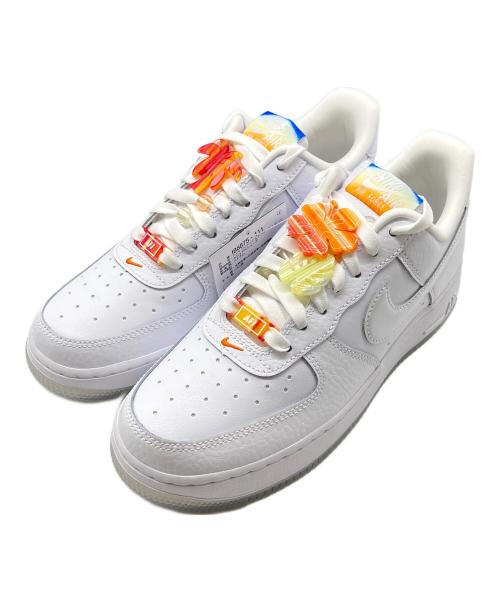 NIKE（ナイキ）NIKE (ナイキ) AIR FORCE 1 '07 LX ローカットスニーカー ホワイト サイズ:24.5 未使用品の古着・服飾アイテム