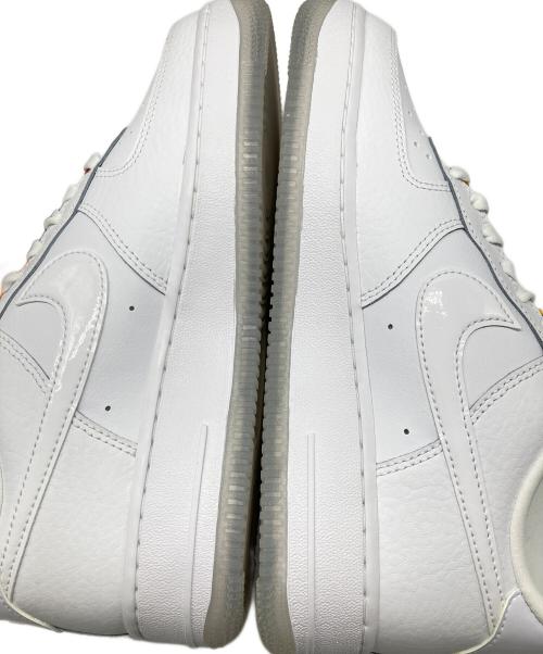 NIKE（ナイキ）NIKE (ナイキ) AIR FORCE 1 '07 LX ローカットスニーカー ホワイト サイズ:24.5 未使用品の古着・服飾アイテム