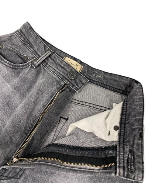 YANUK（ヤヌーク）YANUK (ヤヌーク) ルーズストレート