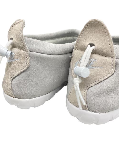 NIKE（ナイキ）NIKE (ナイキ) AIR MOC ULTRA ローカットスニーカー(エア モック ウルトラ) OFF WHITE/BLUE TINT- サイズ:28の古着・服飾アイテム