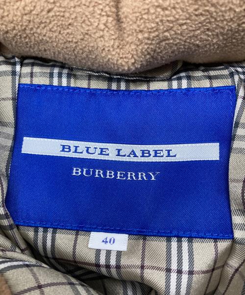 BURBERRY BLUE LABEL（バーバリーロンドンブルーレーベル）BURBERRY BLUE LABEL (バーバリーロンドンブルーレーベル) ベルテッドダウンコート ベージュ サイズ:Lの古着・服飾アイテム