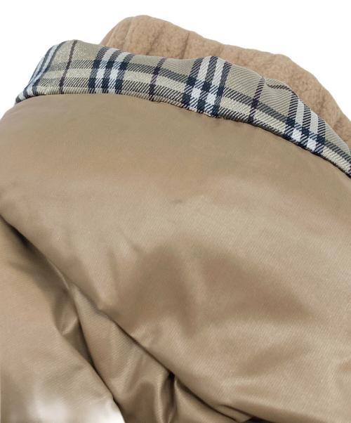 BURBERRY BLUE LABEL（バーバリーロンドンブルーレーベル）BURBERRY BLUE LABEL (バーバリーロンドンブルーレーベル) ベルテッドダウンコート ベージュ サイズ:Lの古着・服飾アイテム