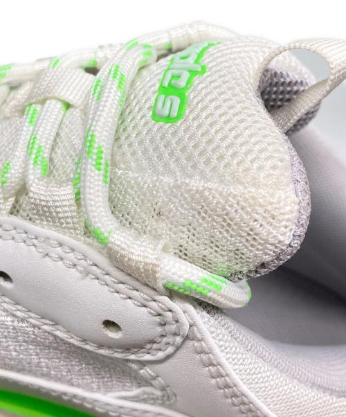 BALENCIAGA（バレンシアガ）BALENCIAGA (バレンシアガ) TRIPLE S スニーカー ホワイト×グリーン サイズ:27㎝の古着・服飾アイテム