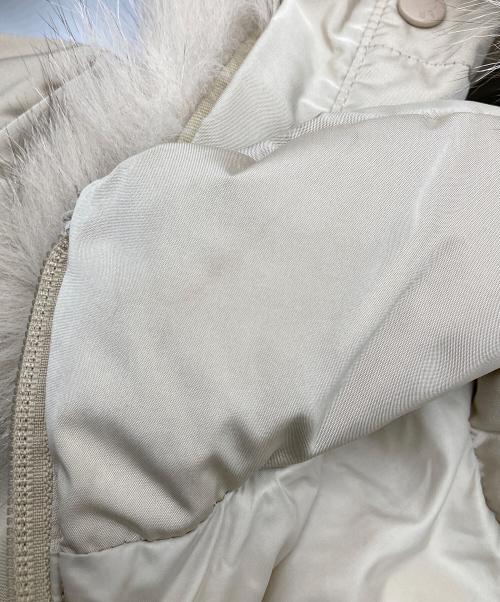 MONCLER（モンクレール）MONCLER (モンクレール) TANZ タンツ ファーフーデッド ジップアップ ダウンジャケット ベージュ サイズ:1の古着・服飾アイテム