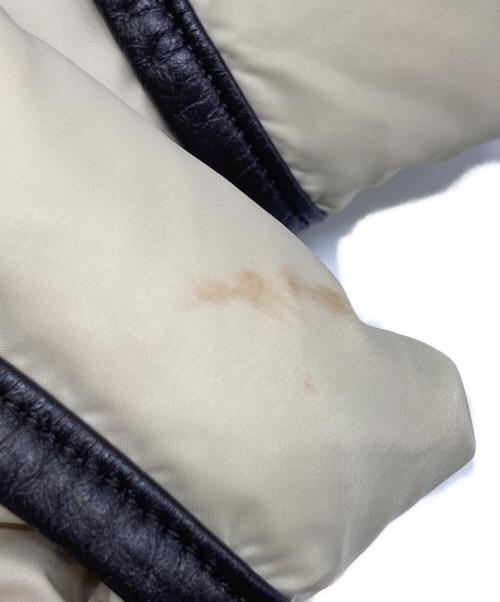 MONCLER（モンクレール）MONCLER (モンクレール) リバーシブルダウンジャケット ベージュの古着・服飾アイテム