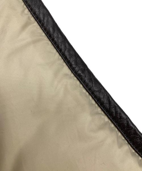 MONCLER（モンクレール）MONCLER (モンクレール) リバーシブルダウンジャケット ベージュの古着・服飾アイテム