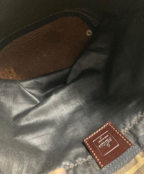 FENDI（フェンディ）FENDI (フェンディ) ズッカ柄ハンドバッグ ブラウンの古着・服飾アイテム