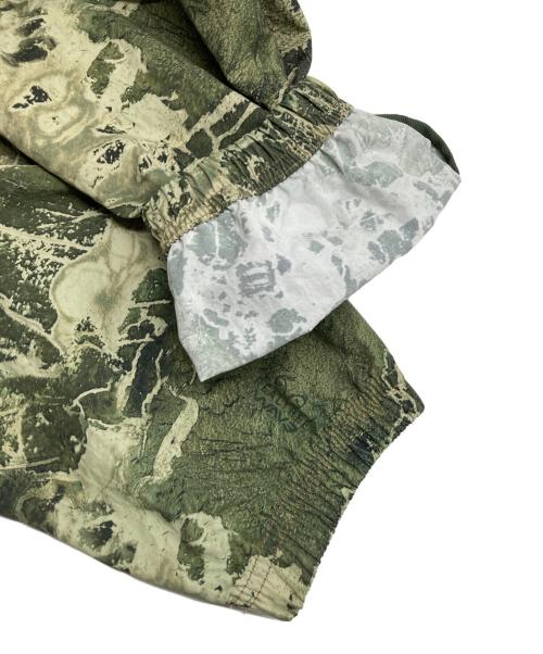 stussy（ステューシー）stussy (ステューシー) BEACH SHELL REALTREE WAV3 / ビーチシェル リアルツリー WAV3ナイロンジャケット グリーン サイズ:Mの古着・服飾アイテム