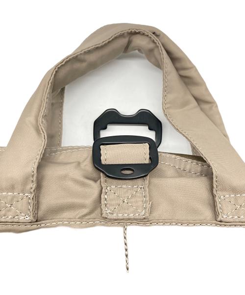 F/CE.（エフシーイー）F/CE. (エフシーイー) 420 re/cor SMALL HELMET バッグ ベージュ サイズ:なしの古着・服飾アイテム