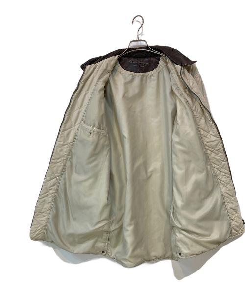 Salvatore Ferragamo（サルヴァトーレ フェラガモ）Salvatore Ferragamo (サルヴァトーレ フェラガモ) レザー切替キルティングコート ベージュ サイズ:48の古着・服飾アイテム