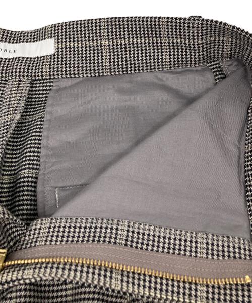 Noble（ノーブル）Noble (ノーブル) チェック柄裏起毛スラックスパンツ グレー サイズ:40 未使用品の古着・服飾アイテム