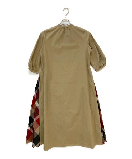 BLUE LABEL CRESTBRIDGE（ブルーレーベルクレストブリッジ）BLUE LABEL CRESTBRIDGE (ブルーレーベルクレストブリッジ) ブラウスワンピース ベージュ サイズ:36の古着・服飾アイテム
