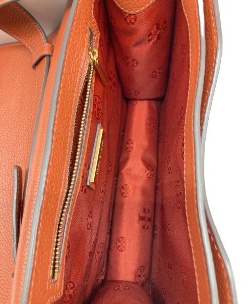 TORY BURCH（トリーバーチ）TORY BURCH (トリーバーチ) Britten Saddle Bag/ブリテンサドルバッグ ブラウン サイズ:なしの古着・服飾アイテム