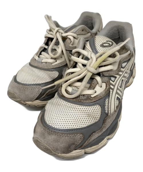 asics（アシックス）asics (アシックス) GEL-NYC ローカットスニーカー CREAM/OYSTER GREY サイズ:24の古着・服飾アイテム