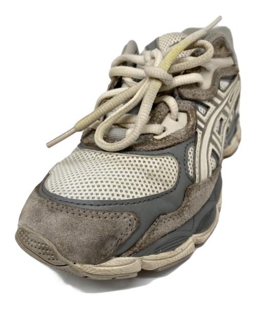 asics（アシックス）asics (アシックス) GEL-NYC ローカットスニーカー CREAM/OYSTER GREY サイズ:24の古着・服飾アイテム